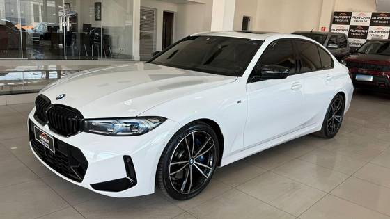 BMW 320i 2.0 16V TURBO FLEX M SPORT AUTOMÁTICO BMW 320i 2.0 16V TURBO FLEX M SPORT AUTOMÁTICO